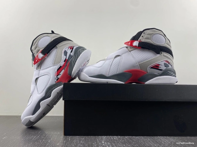 Jordan Bugs (2013) Bunny 8 305381-103 Retro Air 0721